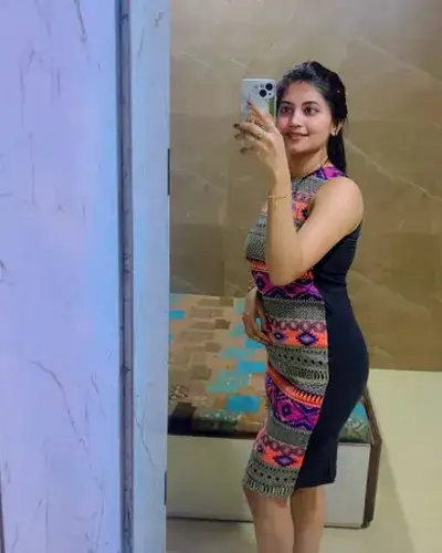 Escort Jhagadia
